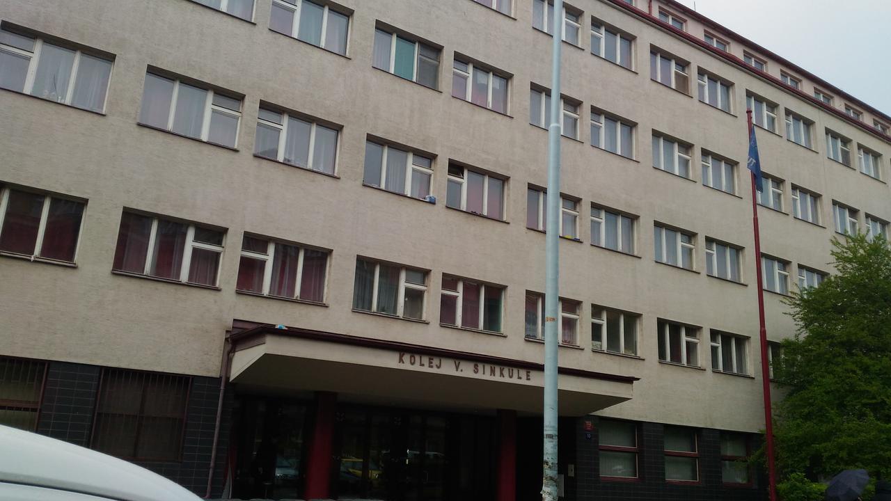 Hostel Sinkule Prag Exteriör bild